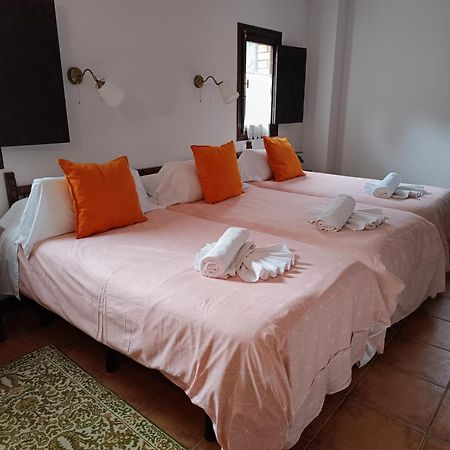 Hotel Rural Don Burguillo El Tiemblo Exterior photo