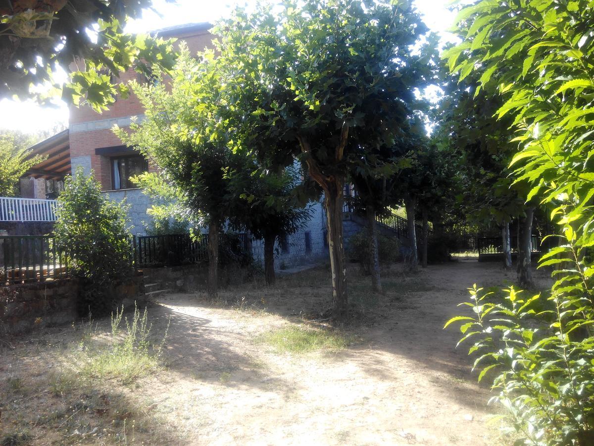 Hotel Rural Don Burguillo El Tiemblo Exterior photo
